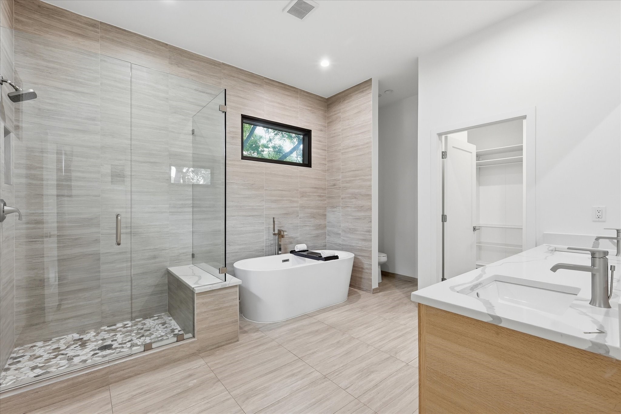 2021 Dennison Street Dallas TX 75212