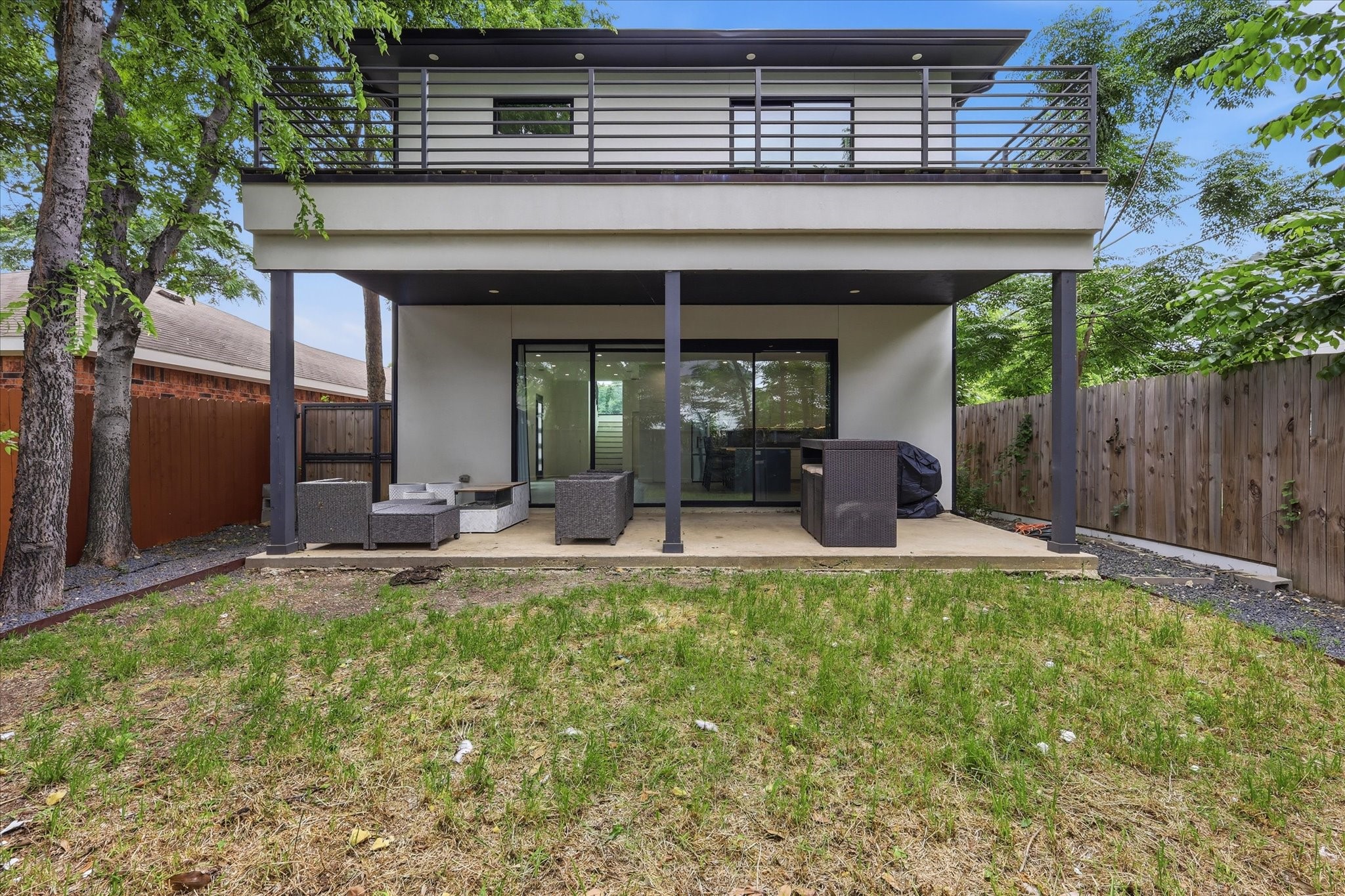 2021 Dennison Street Dallas TX 75212