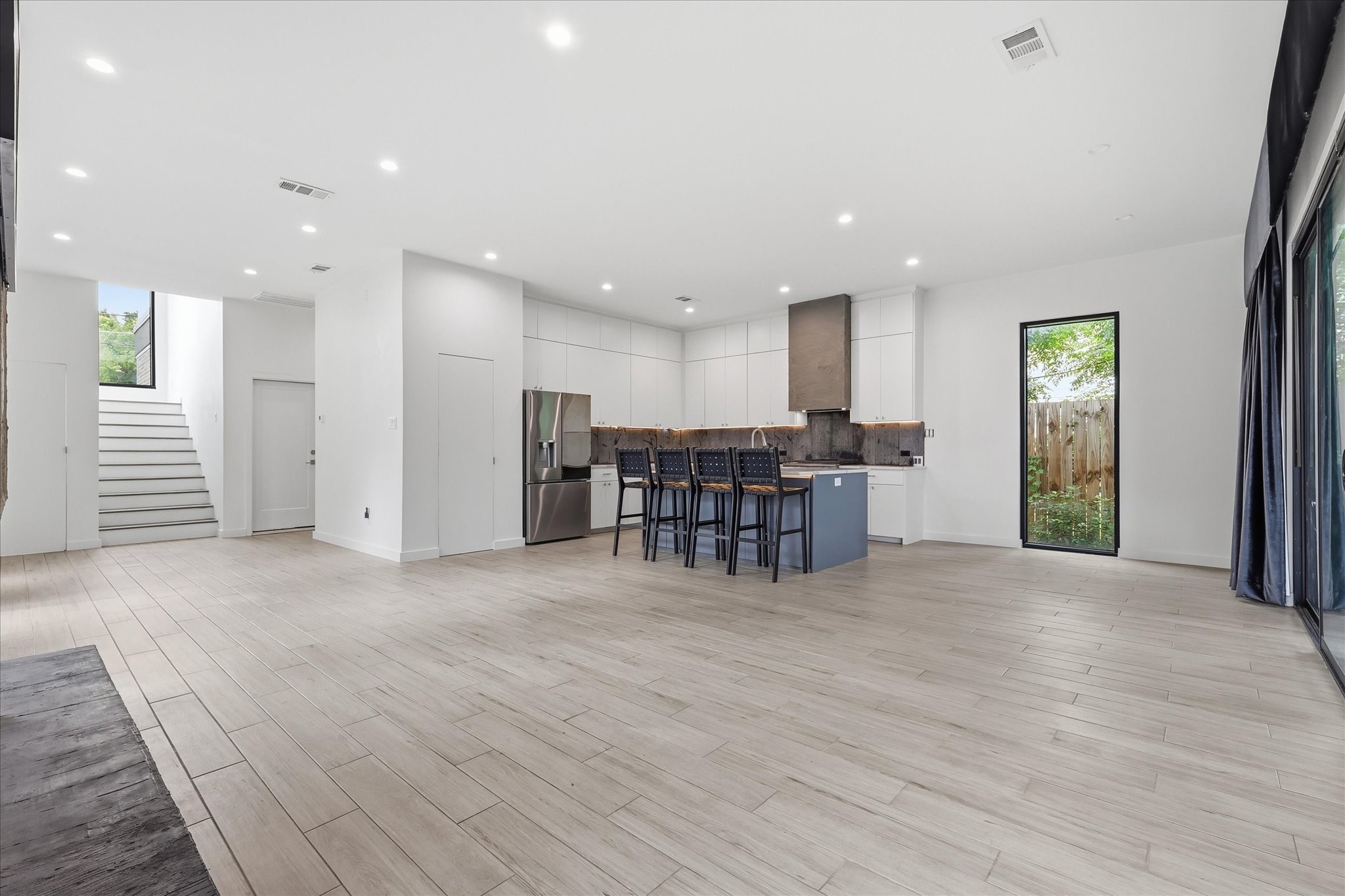 2021 Dennison Street Dallas TX 75212