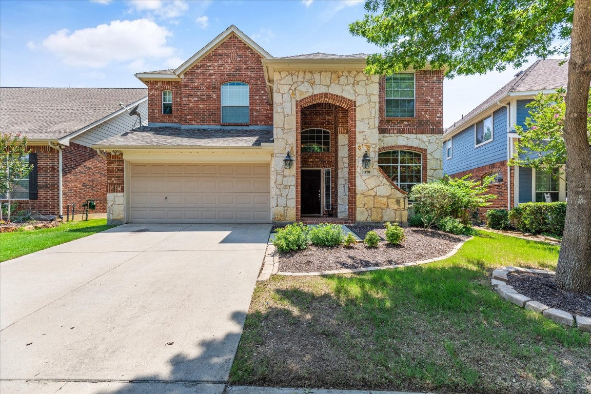 1420 Meadows Avenue Lantana TX 76226