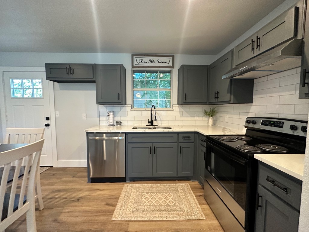 209 W Greenwood Avenue Bowie TX 76230