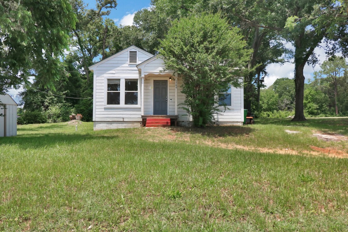 1509 E Palestine Avenue Palestine TX 75801