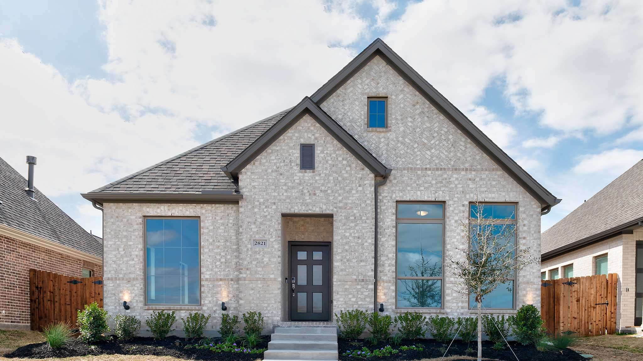 2821 Fargo Mews Fate TX 75087