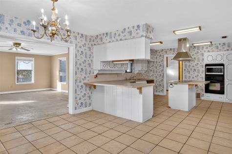 1055 Harmony Circle Weatherford TX 76087