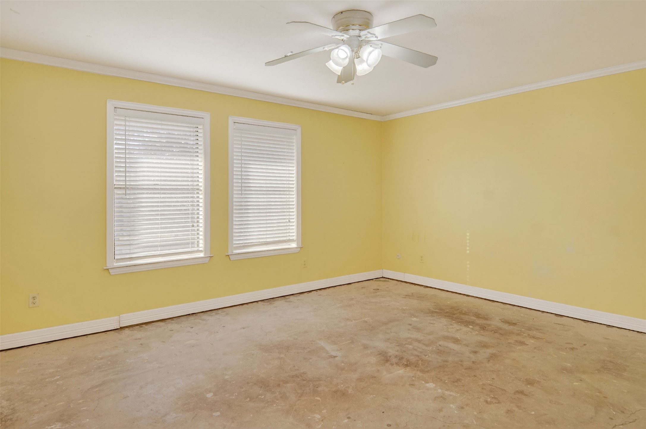 1055 Harmony Circle Weatherford TX 76087