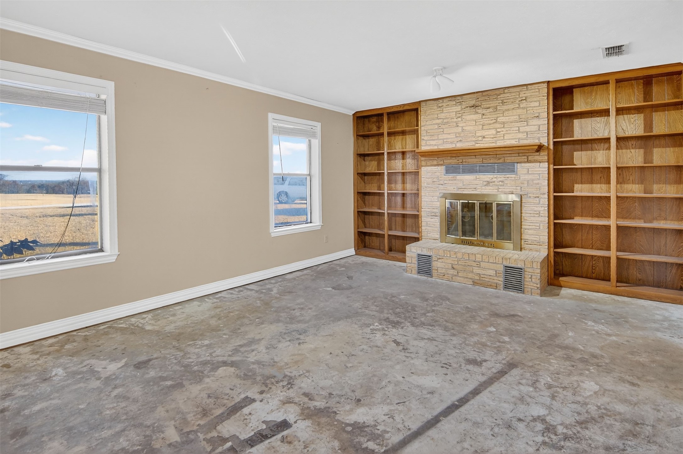 1055 Harmony Circle Weatherford TX 76087