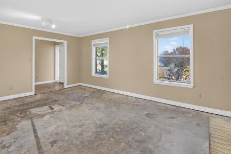 1055 Harmony Circle Weatherford TX 76087