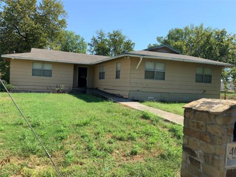 400 N Weaver Street Gainesville TX 76240