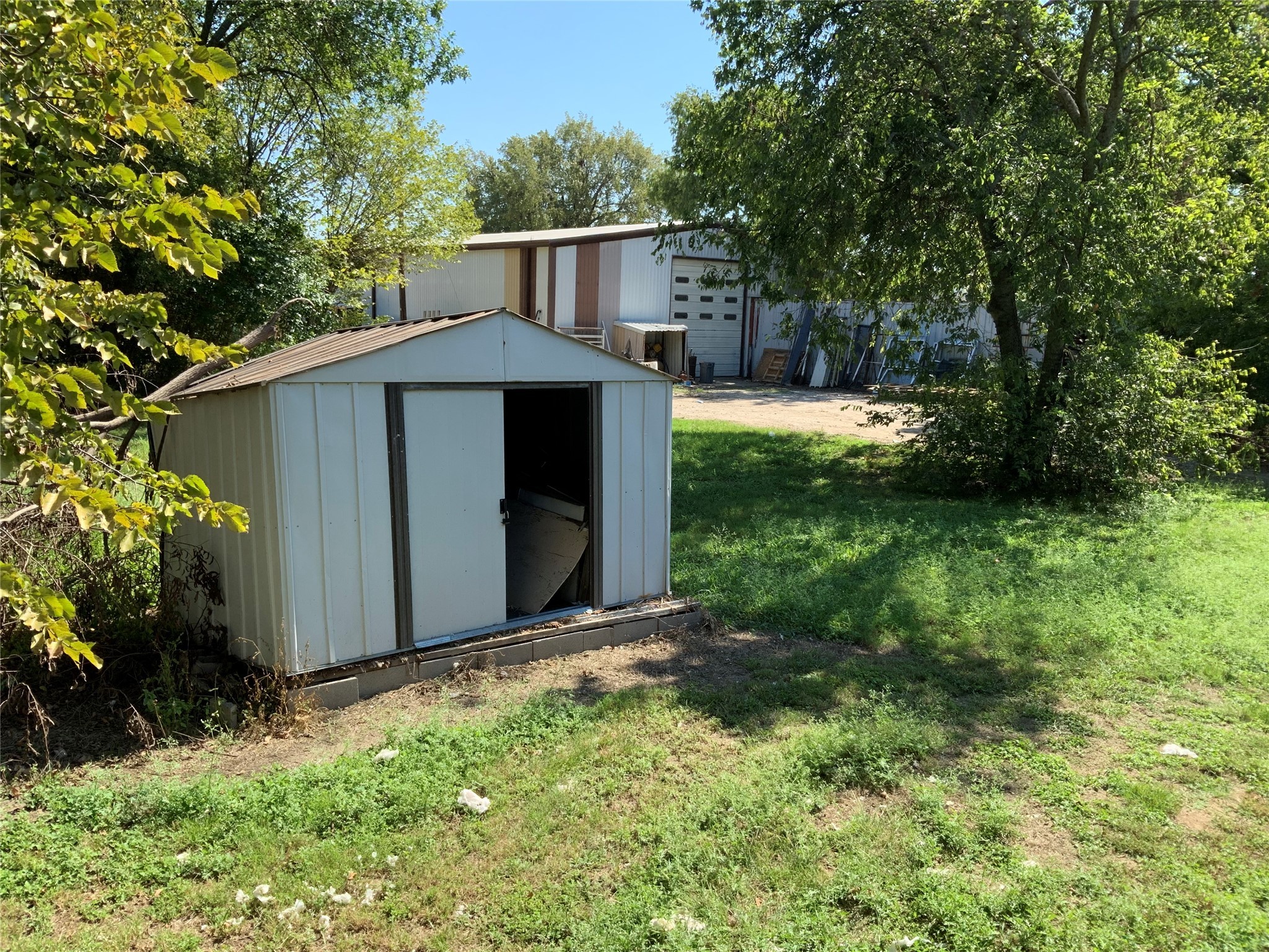 400 N Weaver Street Gainesville TX 76240