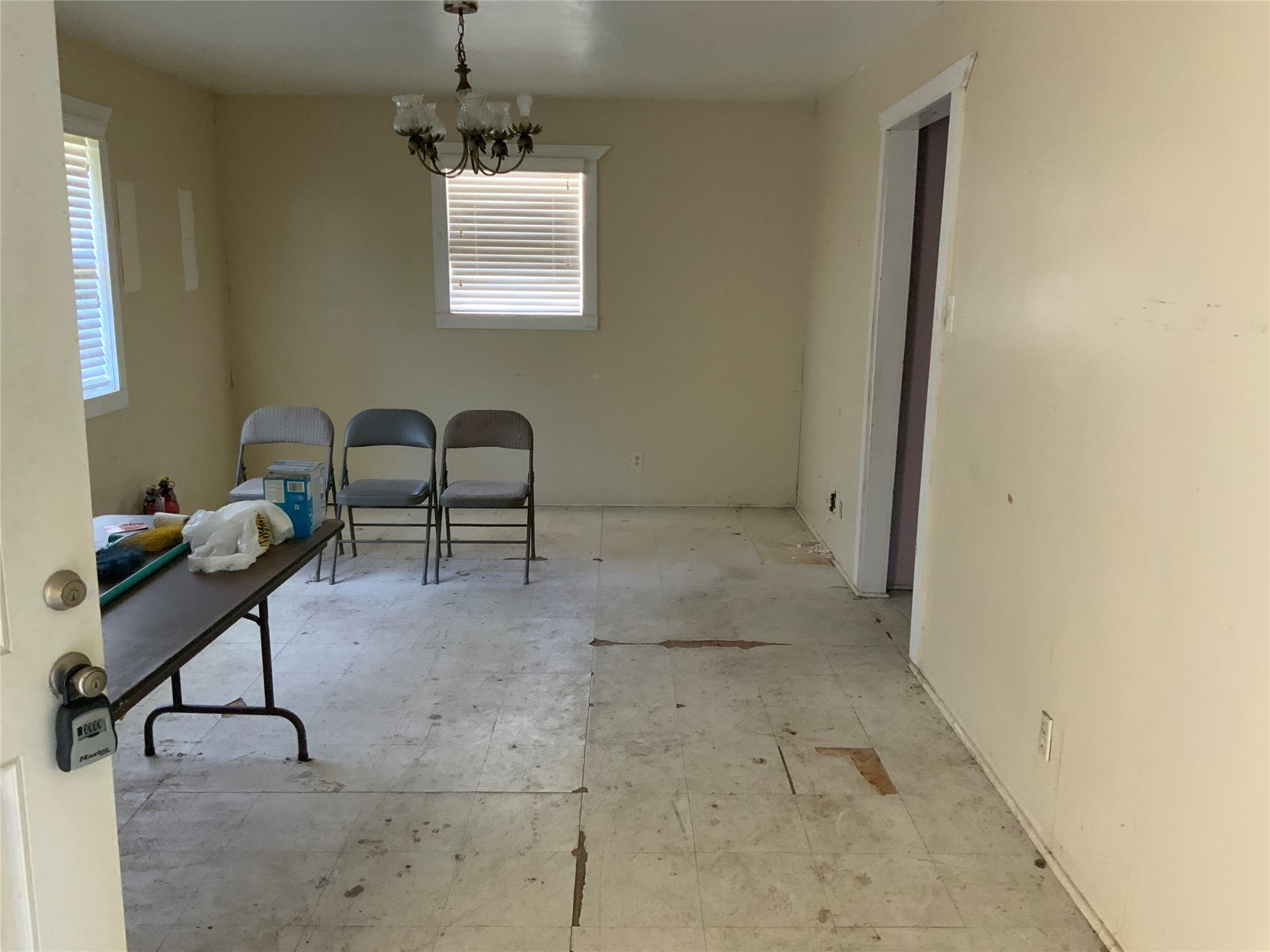 400 N Weaver Street Gainesville TX 76240