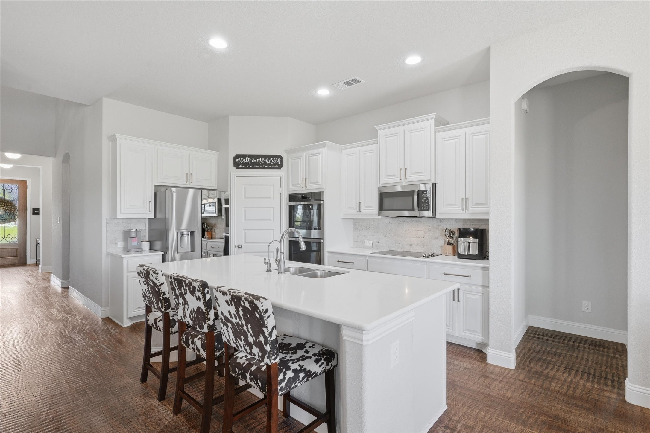 704 Cactus Creek Court Godley TX 76044