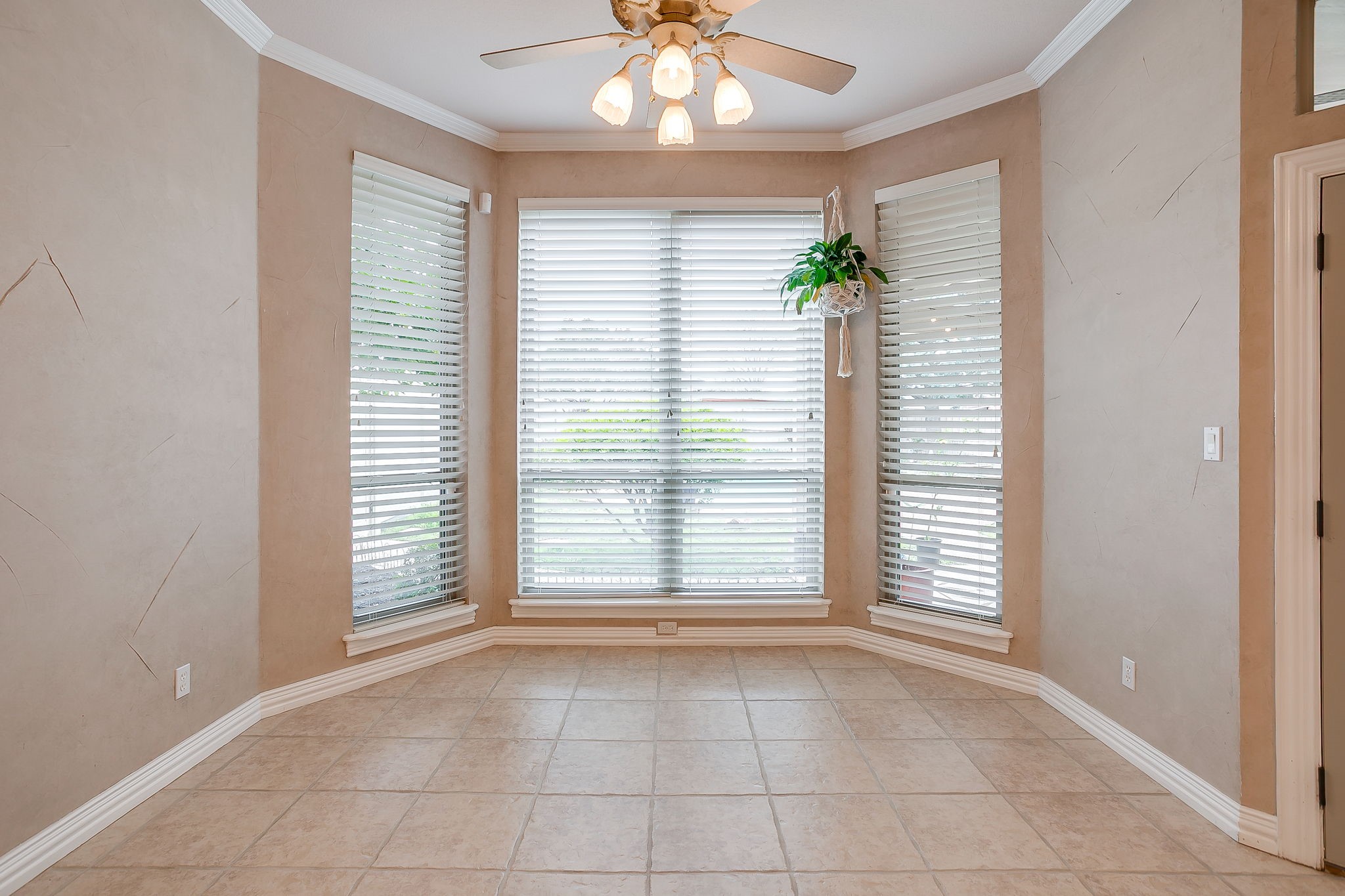 2210 Riverwood Drive Weatherford TX 76087