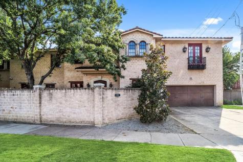 2717 N Henderson Avenue Dallas TX 75206