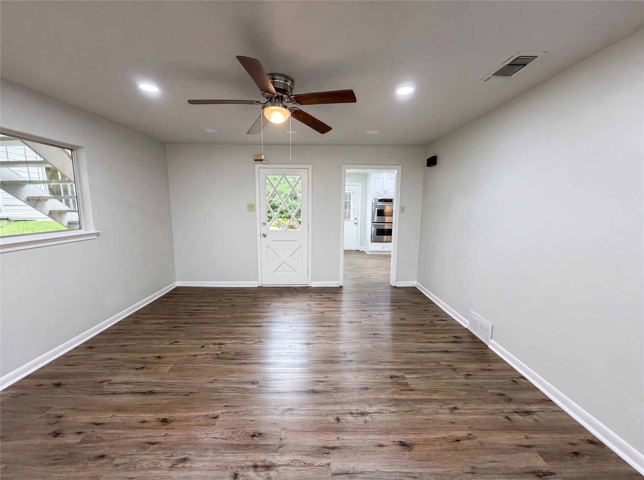 6878 Burwood Lane Dallas TX 75214