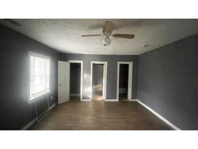 4518 Erath Street Fort Worth TX 76119