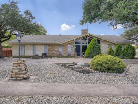 7 Country Club Court Pantego TX 76013