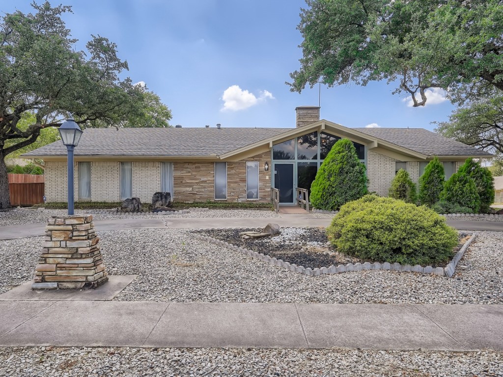 7 Country Club Court Pantego TX 76013