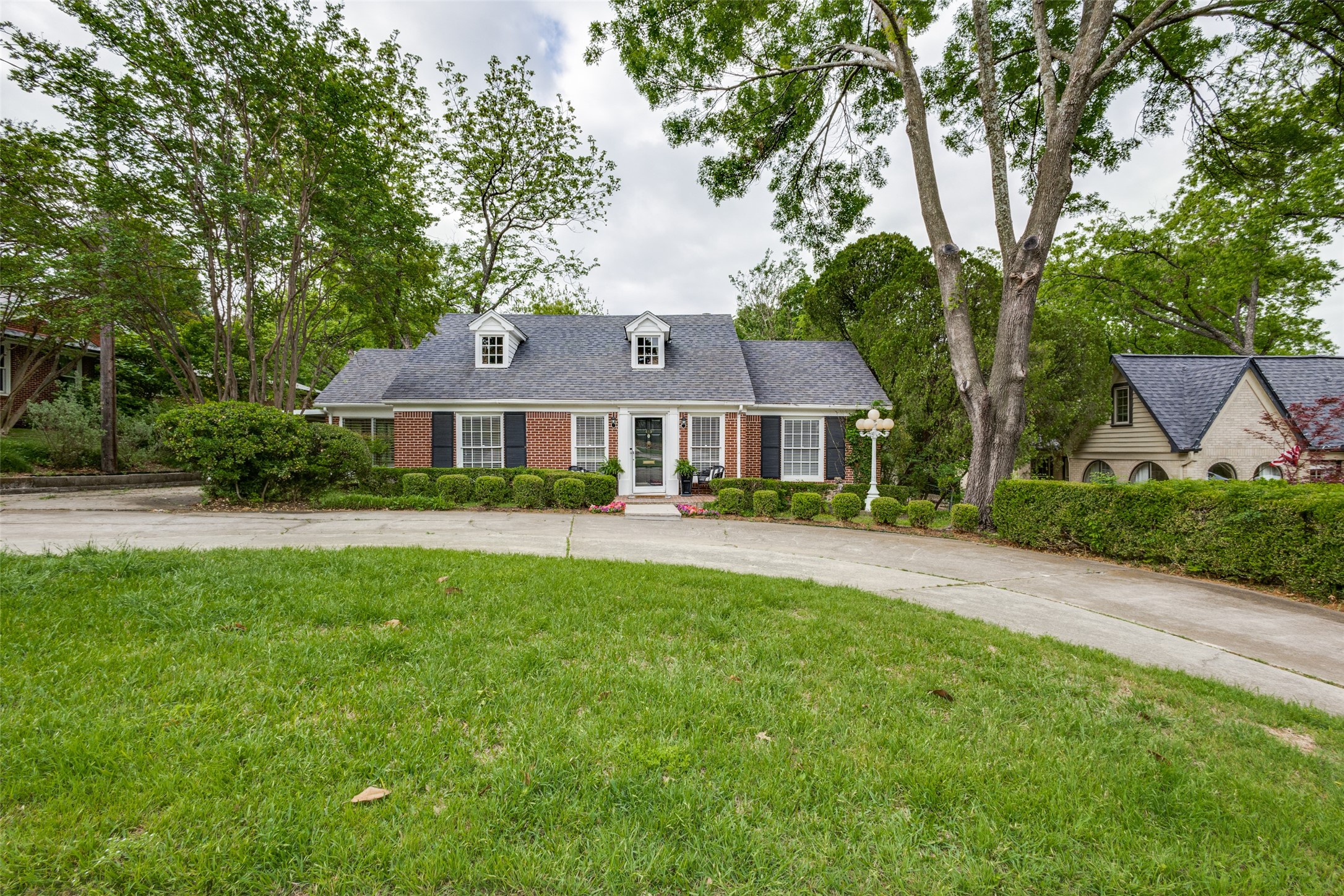 415 W Louisiana Street Mckinney TX 75069