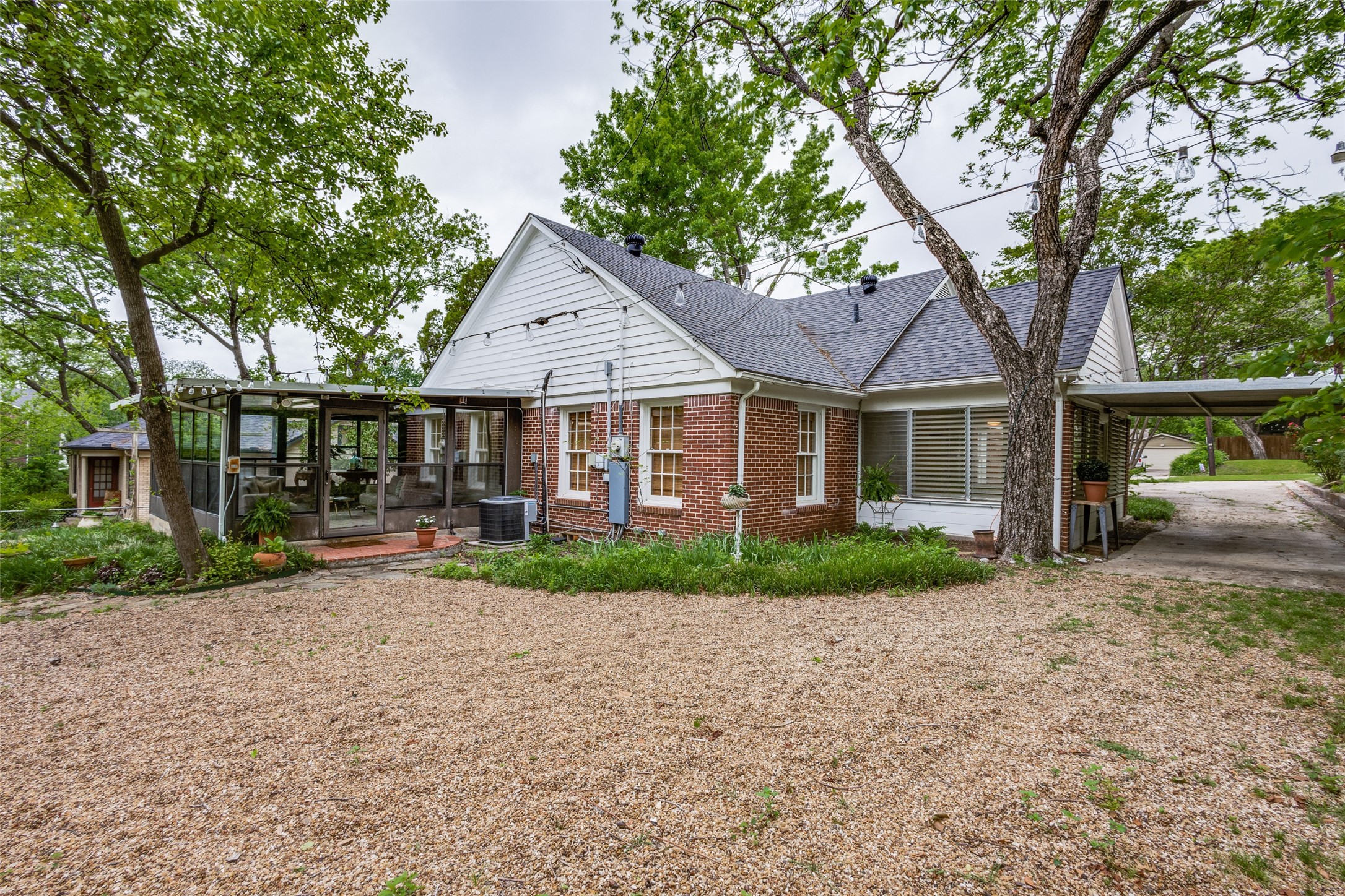 415 W Louisiana Street Mckinney TX 75069