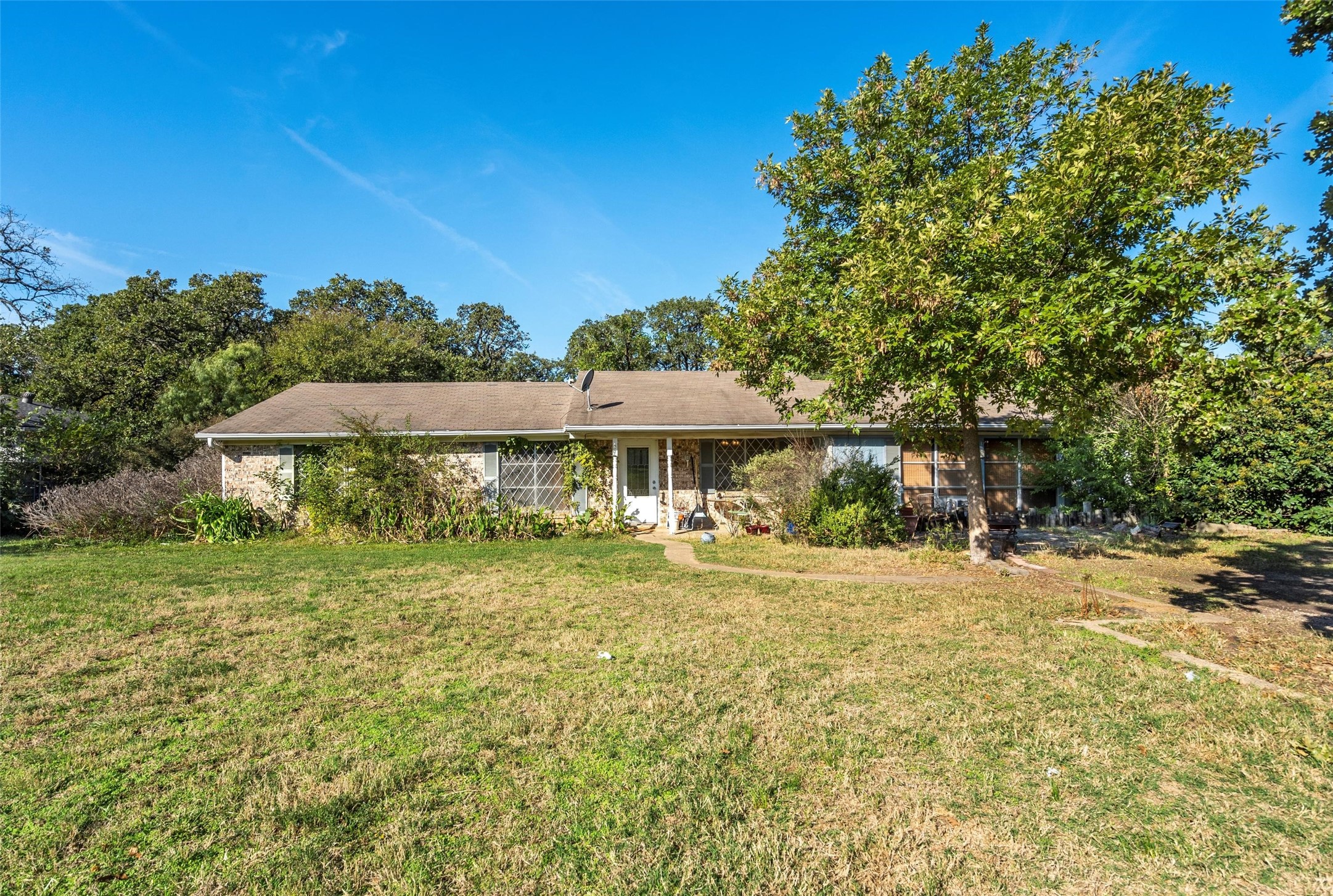 929 Little School Road Kennedale TX 76060