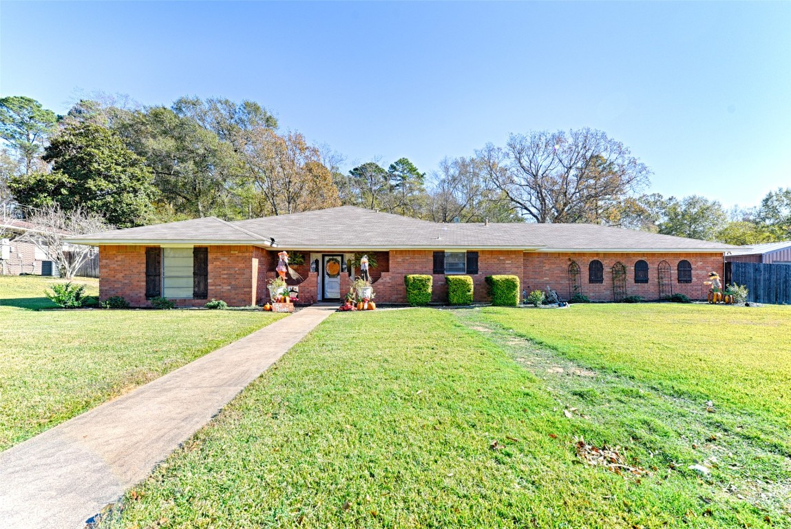 303 S Frisco Avenue Henderson TX 75654