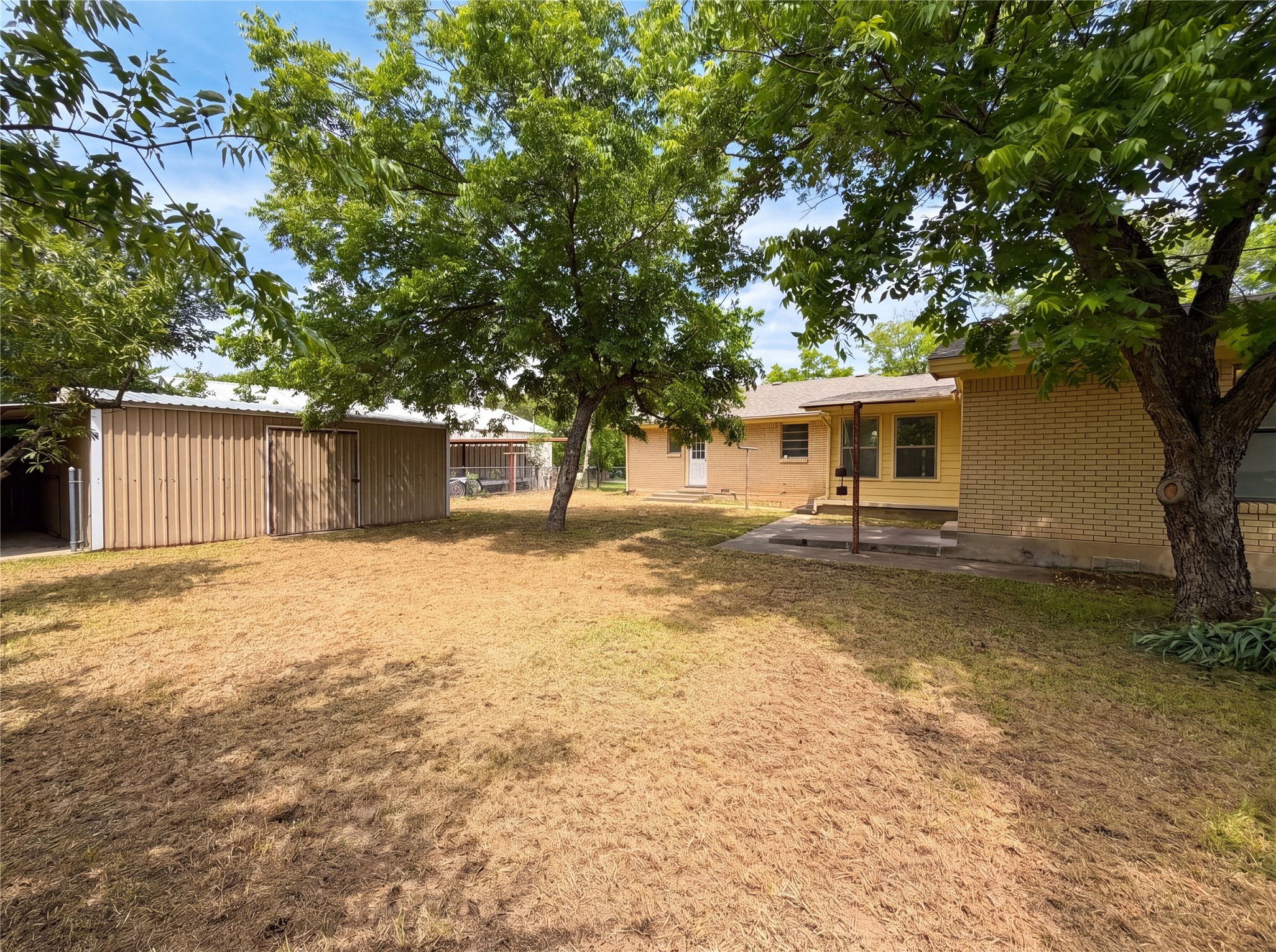 205 W Decatur Street Chico TX 76431