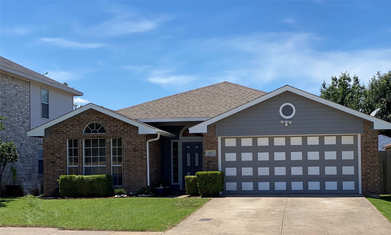 1207 Coronado Lane Duncanville TX 75137
