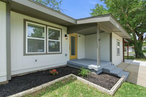 552 Souder Drive Hurst TX 76053