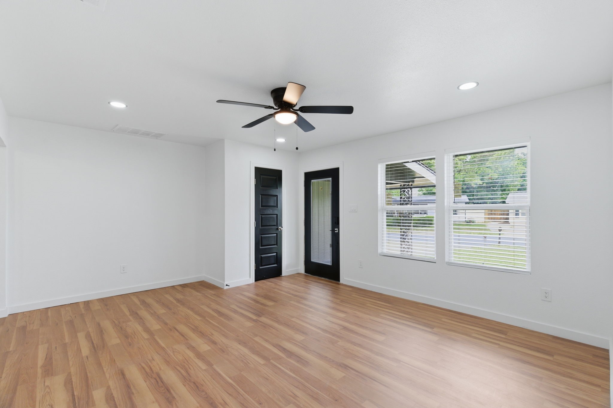 552 Souder Drive Hurst TX 76053