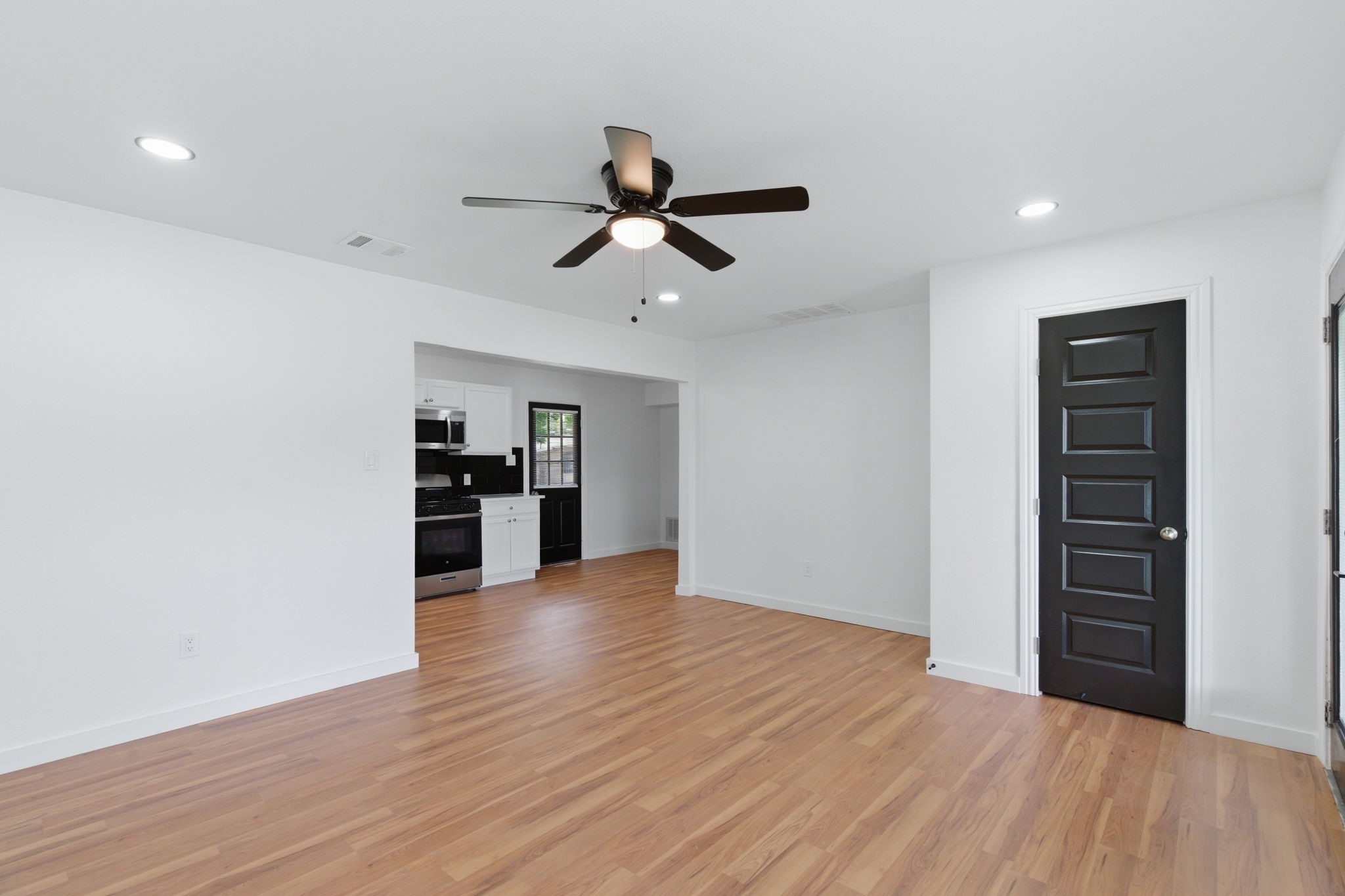 552 Souder Drive Hurst TX 76053