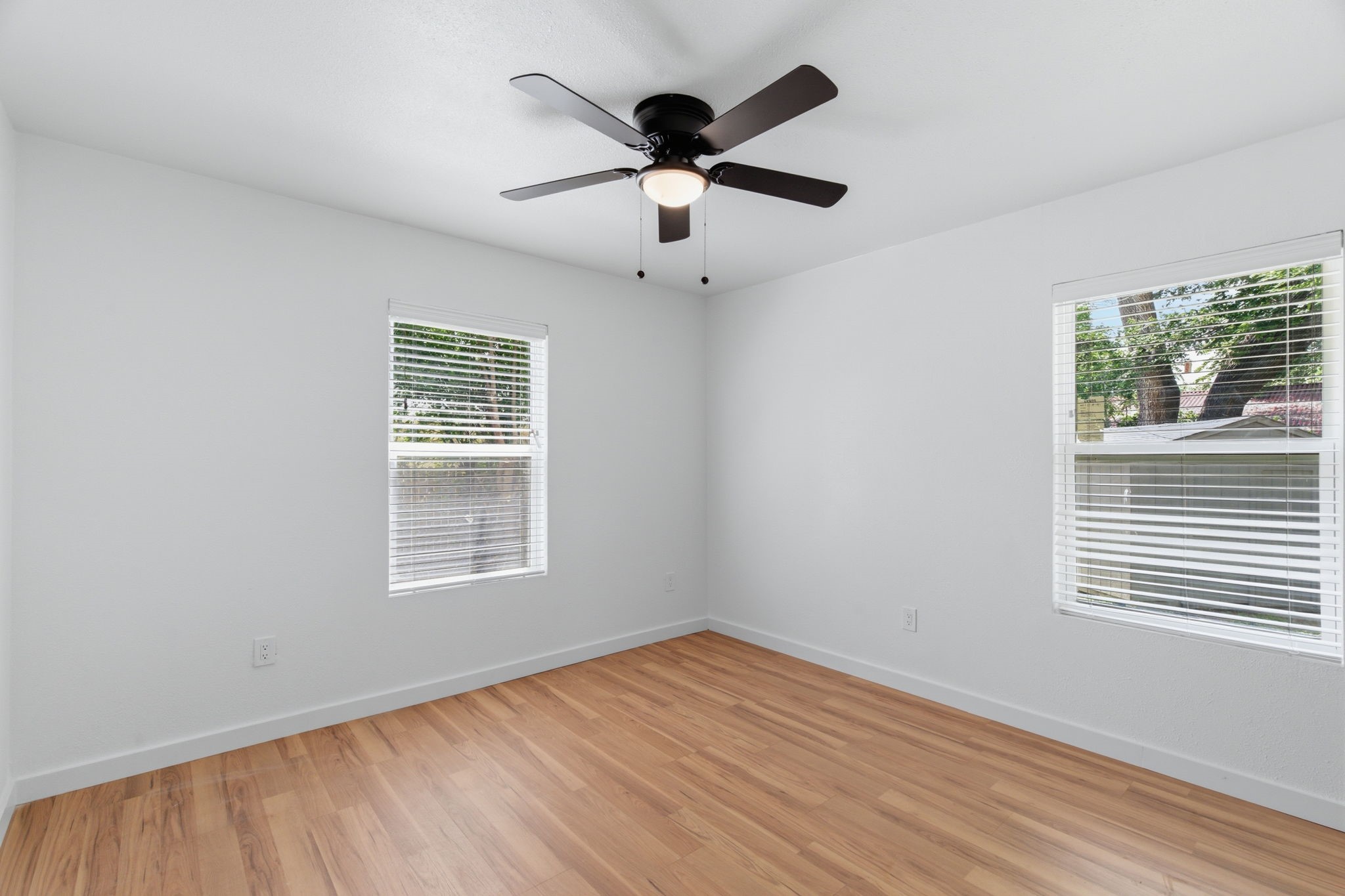 552 Souder Drive Hurst TX 76053