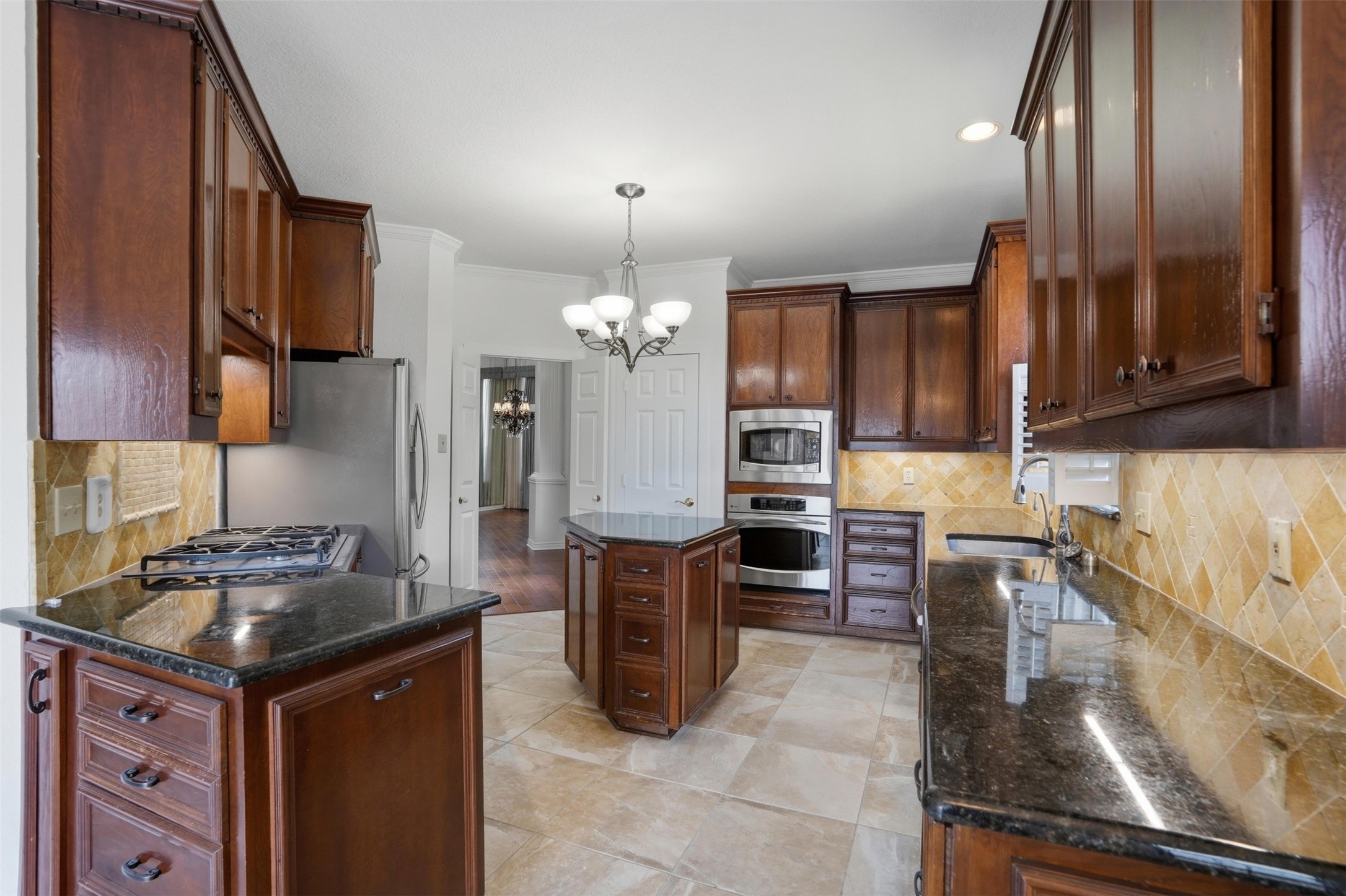 6078 Breakpoint Trail Dallas TX 75252