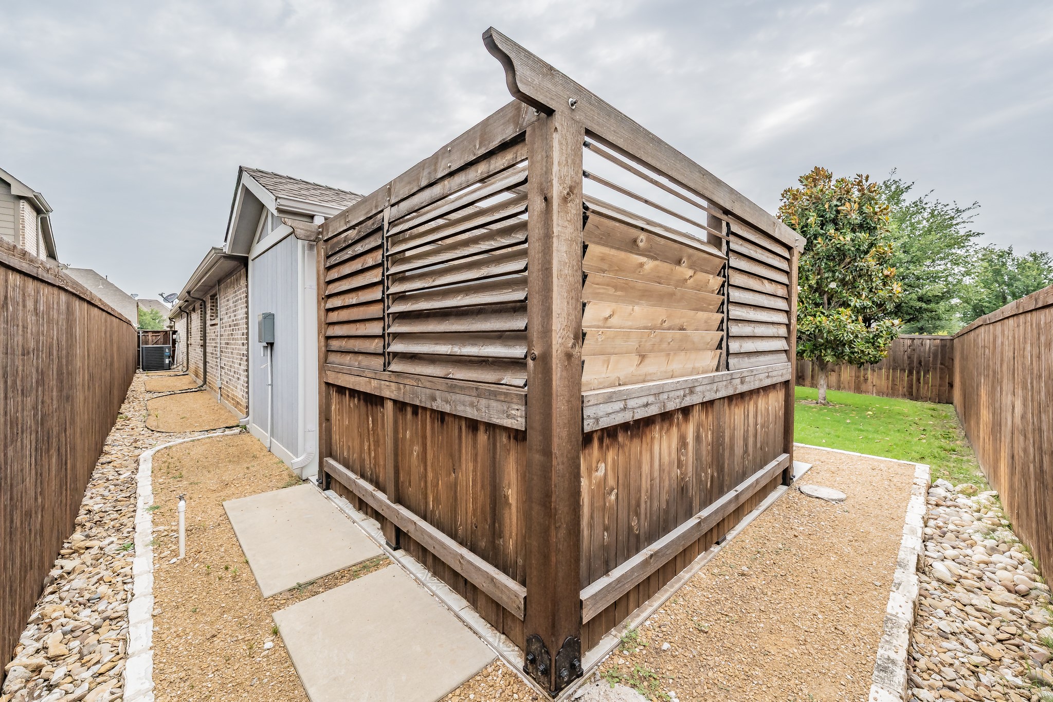 612 Rawlins Lane Fort Worth TX 76131