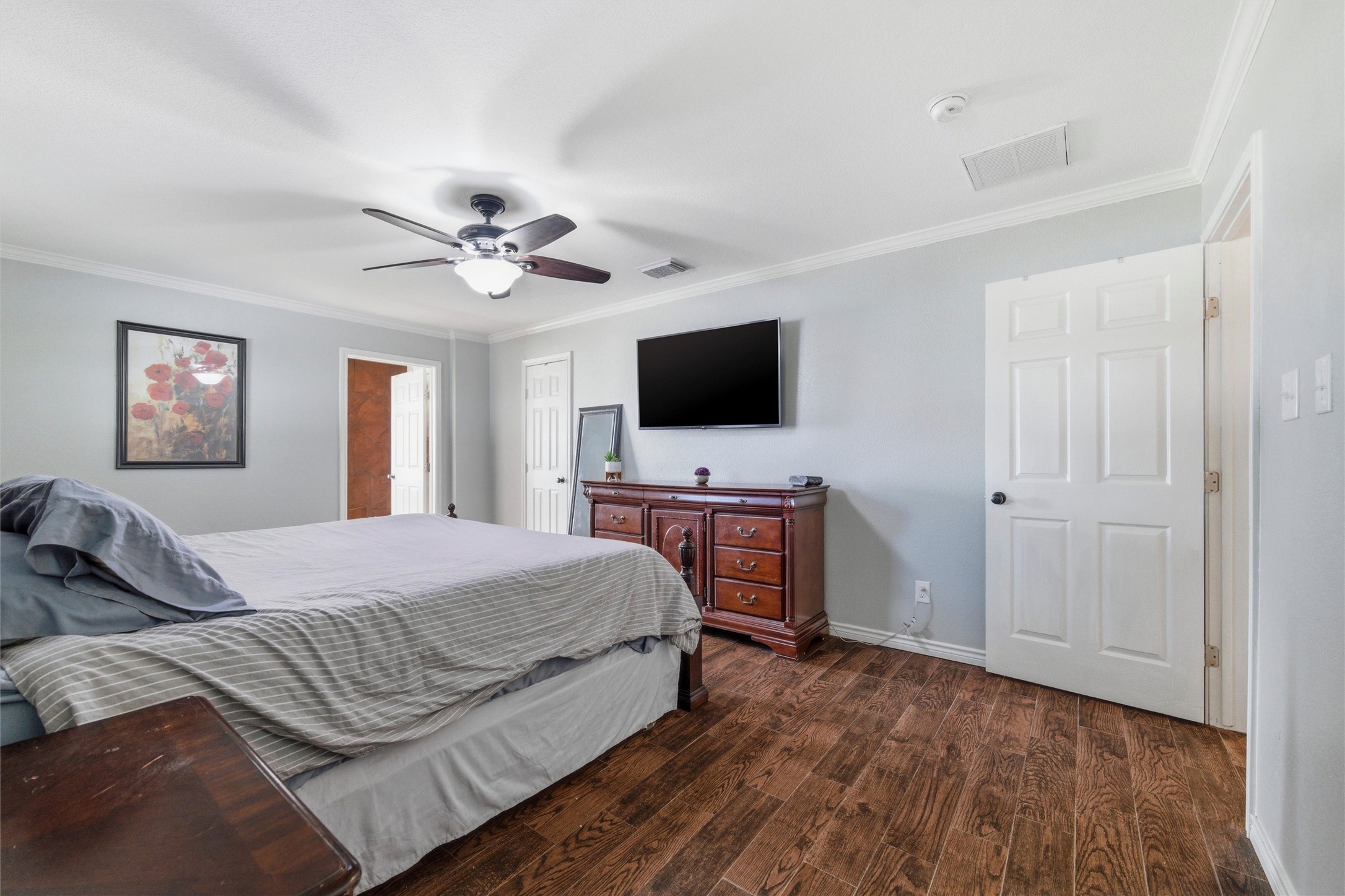 1017 S Nolan River Road Cleburne TX 76033