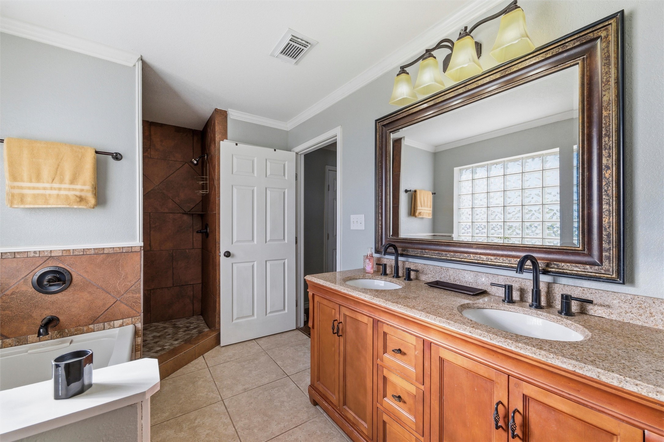 1017 S Nolan River Road Cleburne TX 76033