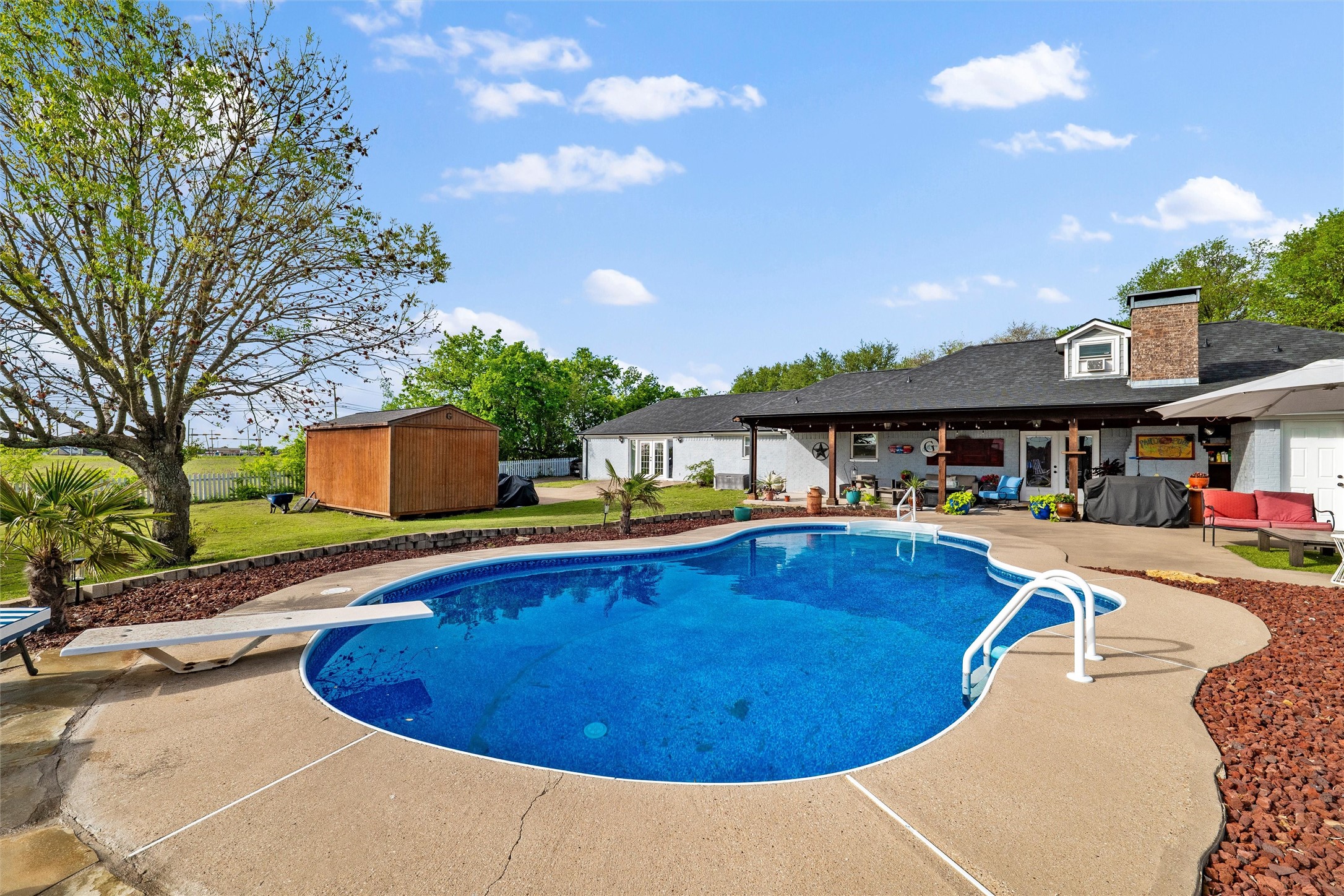 1017 S Nolan River Road Cleburne TX 76033
