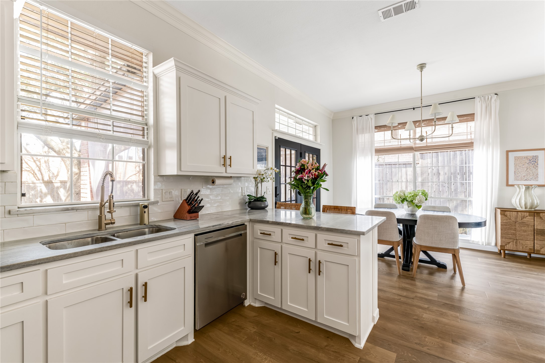 7205 Highland Heather Lane Dallas TX 75248