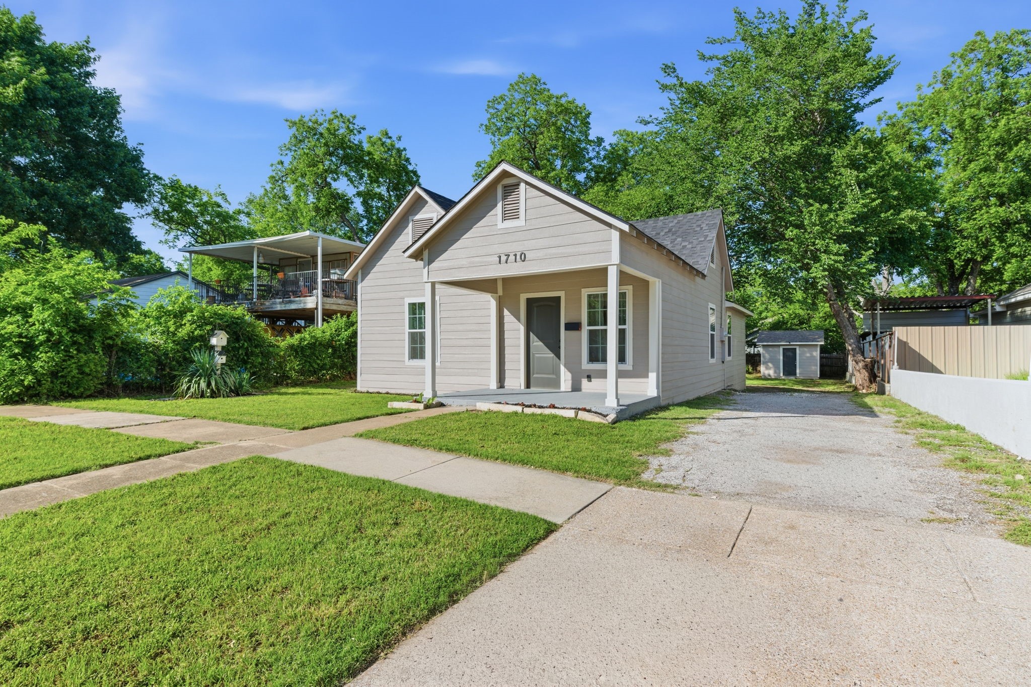1710 Gould Avenue Fort Worth TX 76164