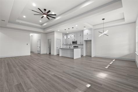 617 N Dwight Avenue Dallas TX 75211