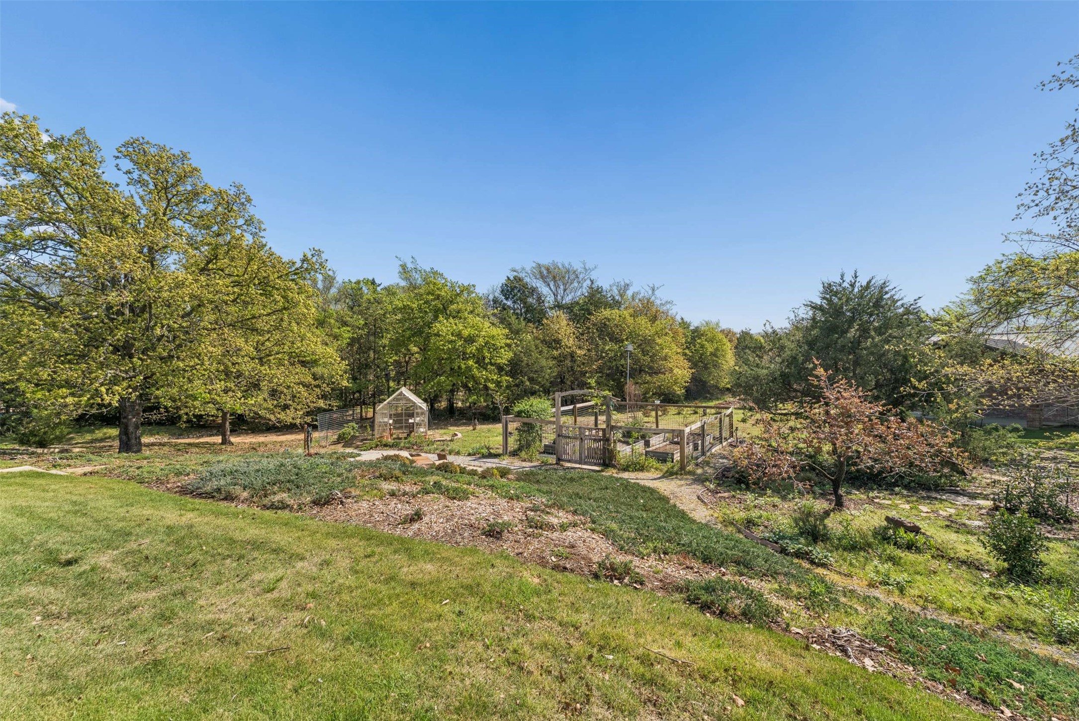 7430 Dawn Avenue Pilot Point TX 76258
