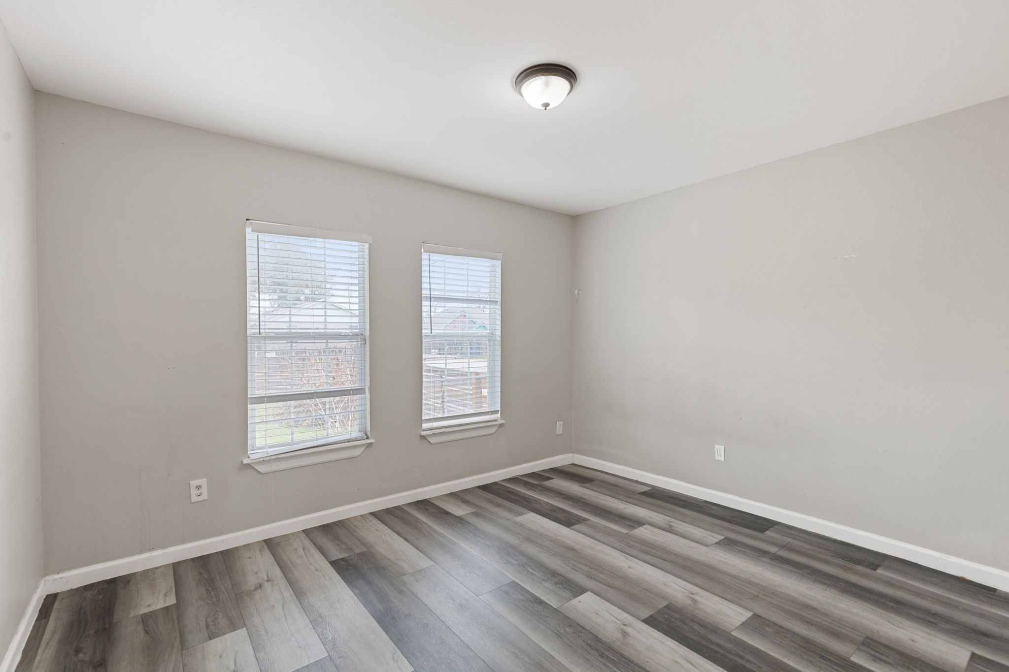 413 E 10th Street Dallas TX 75203