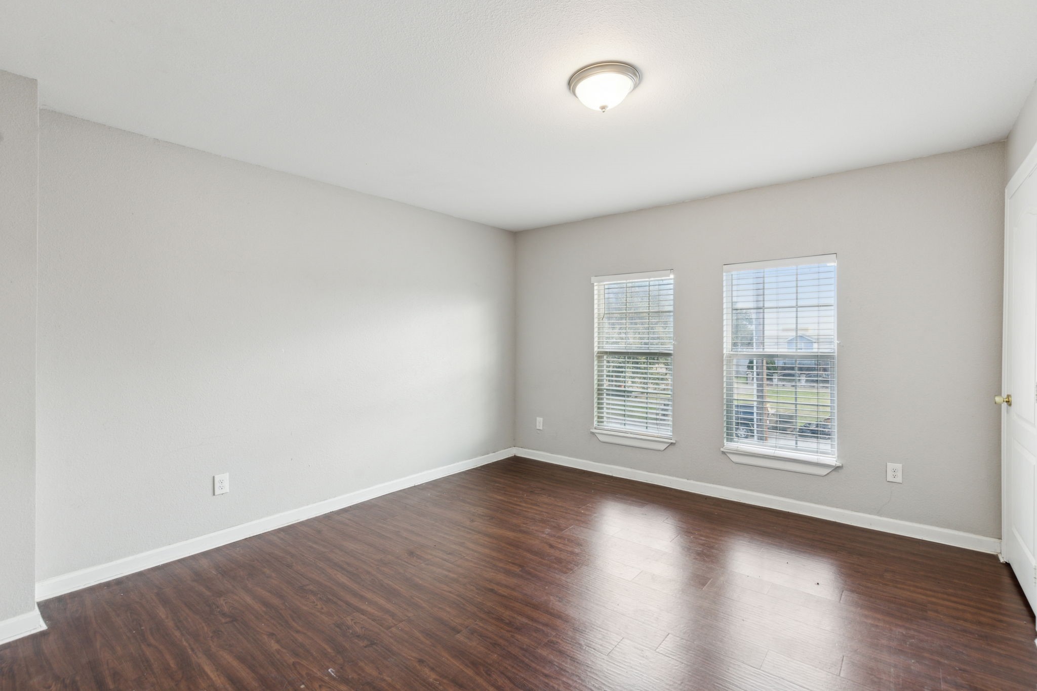 413 E 10th Street Dallas TX 75203