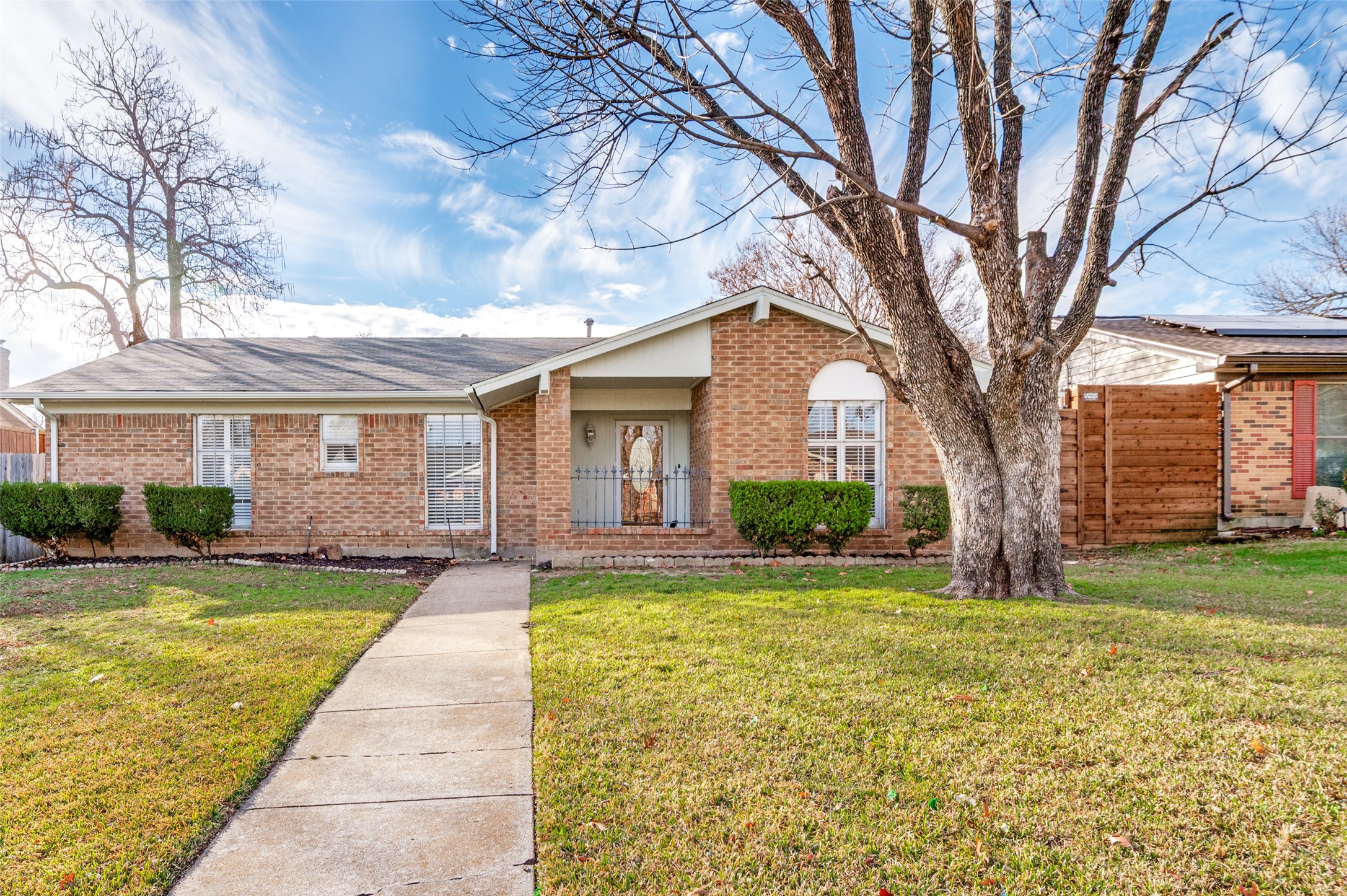 2730 Moonriver Lane Farmers Branch TX 75234