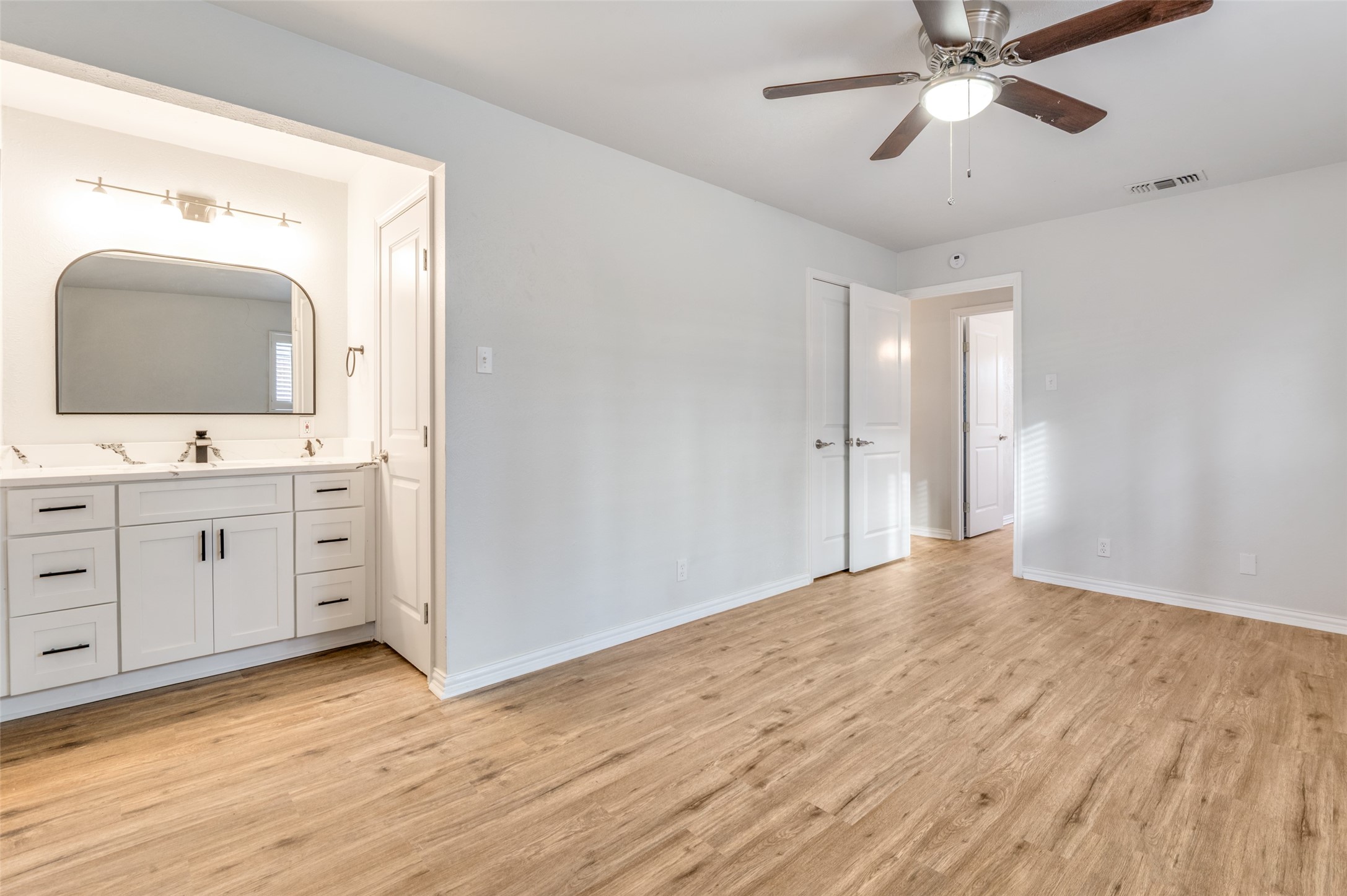 2730 Moonriver Lane Farmers Branch TX 75234