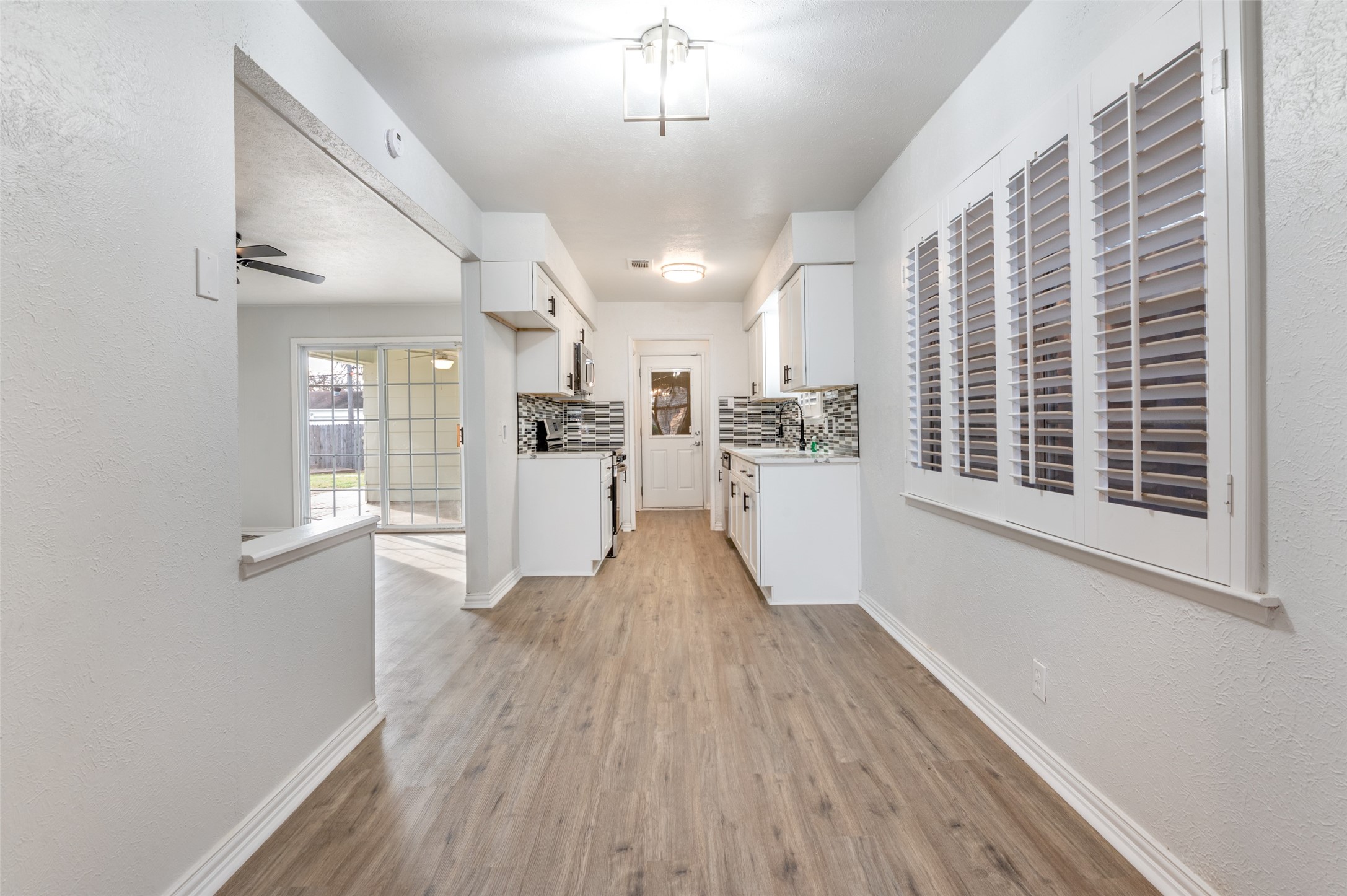 2730 Moonriver Lane Farmers Branch TX 75234