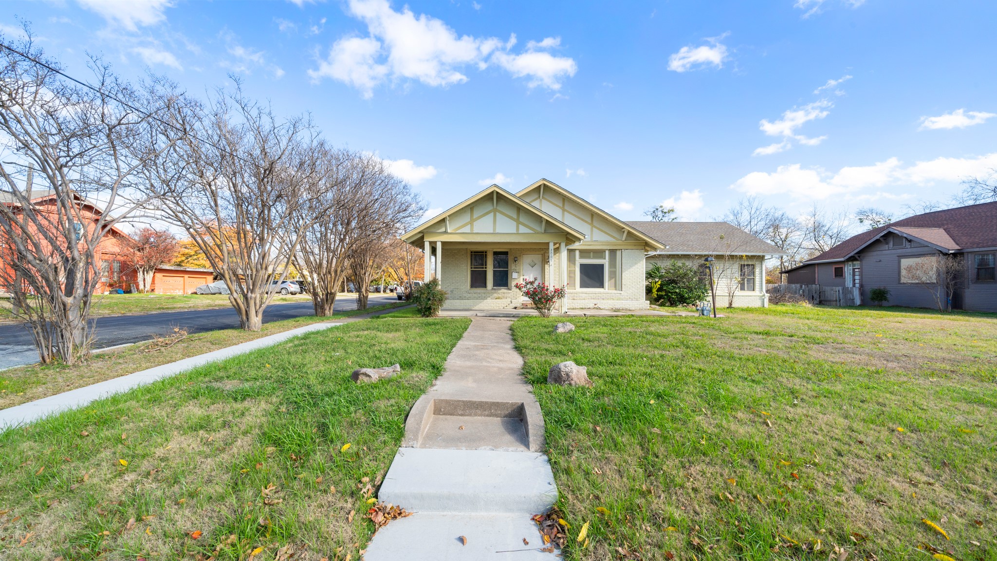 2003 Walnut Street Greenville TX 75401