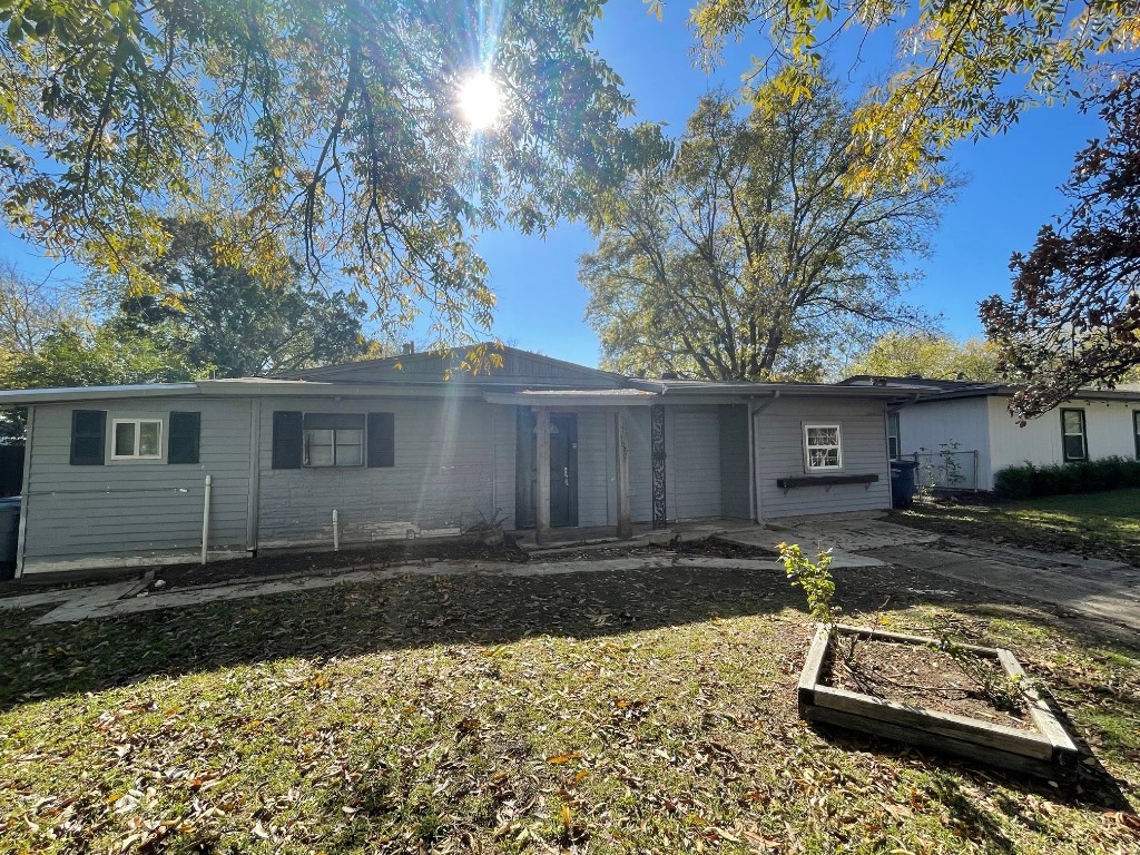 3022 Shorewood Drive Dallas TX 75228
