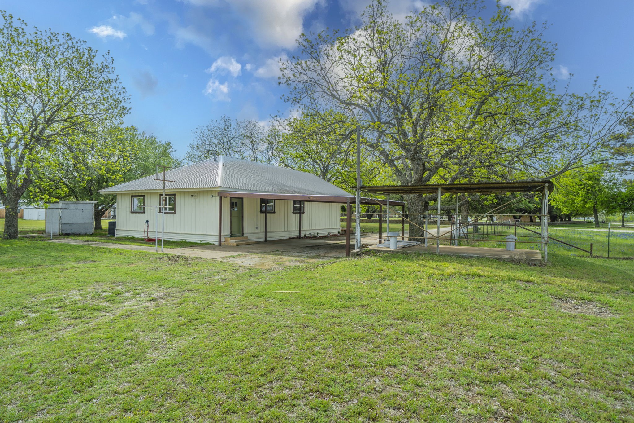 275 Belknap Circle Newcastle TX 76372