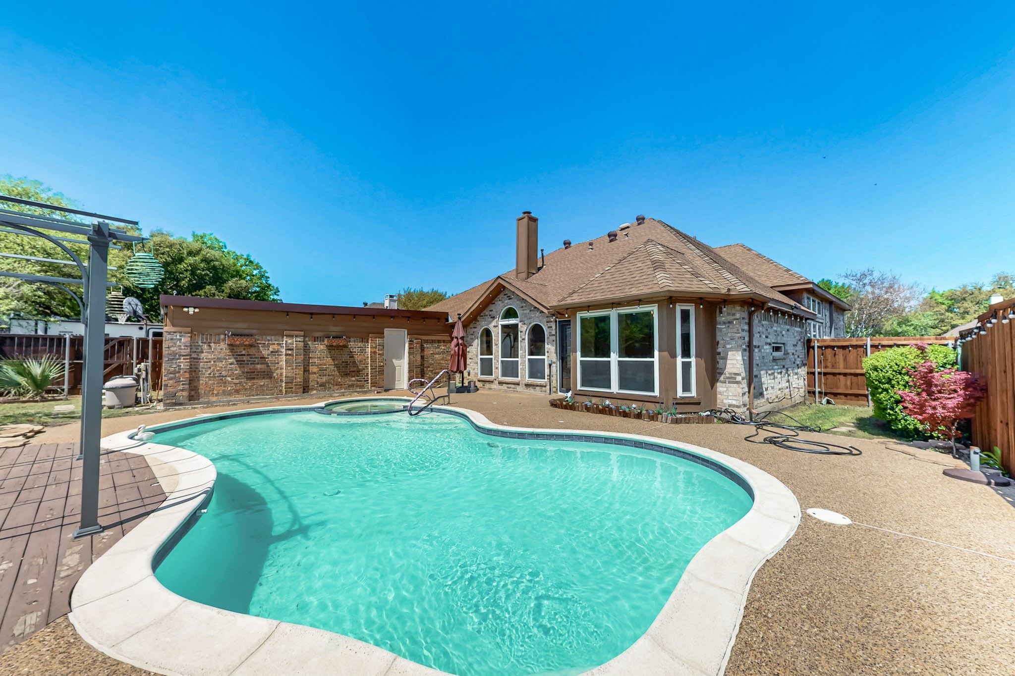 622 Meadowcrest Drive Highland Village TX 75077