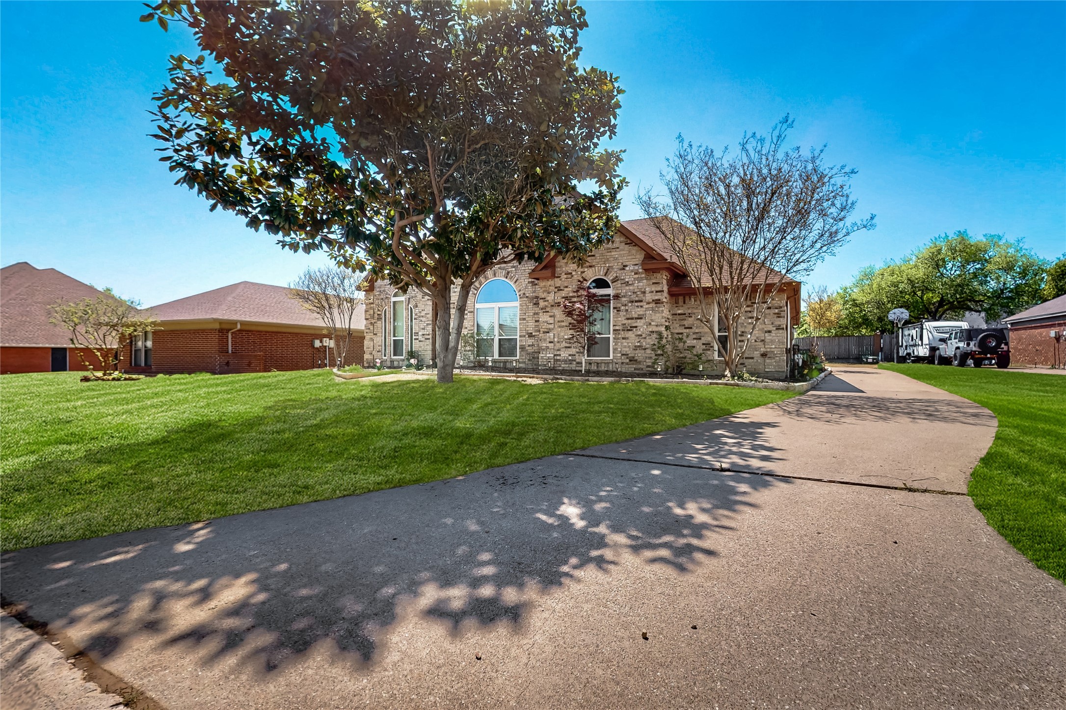 622 Meadowcrest Drive Highland Village TX 75077